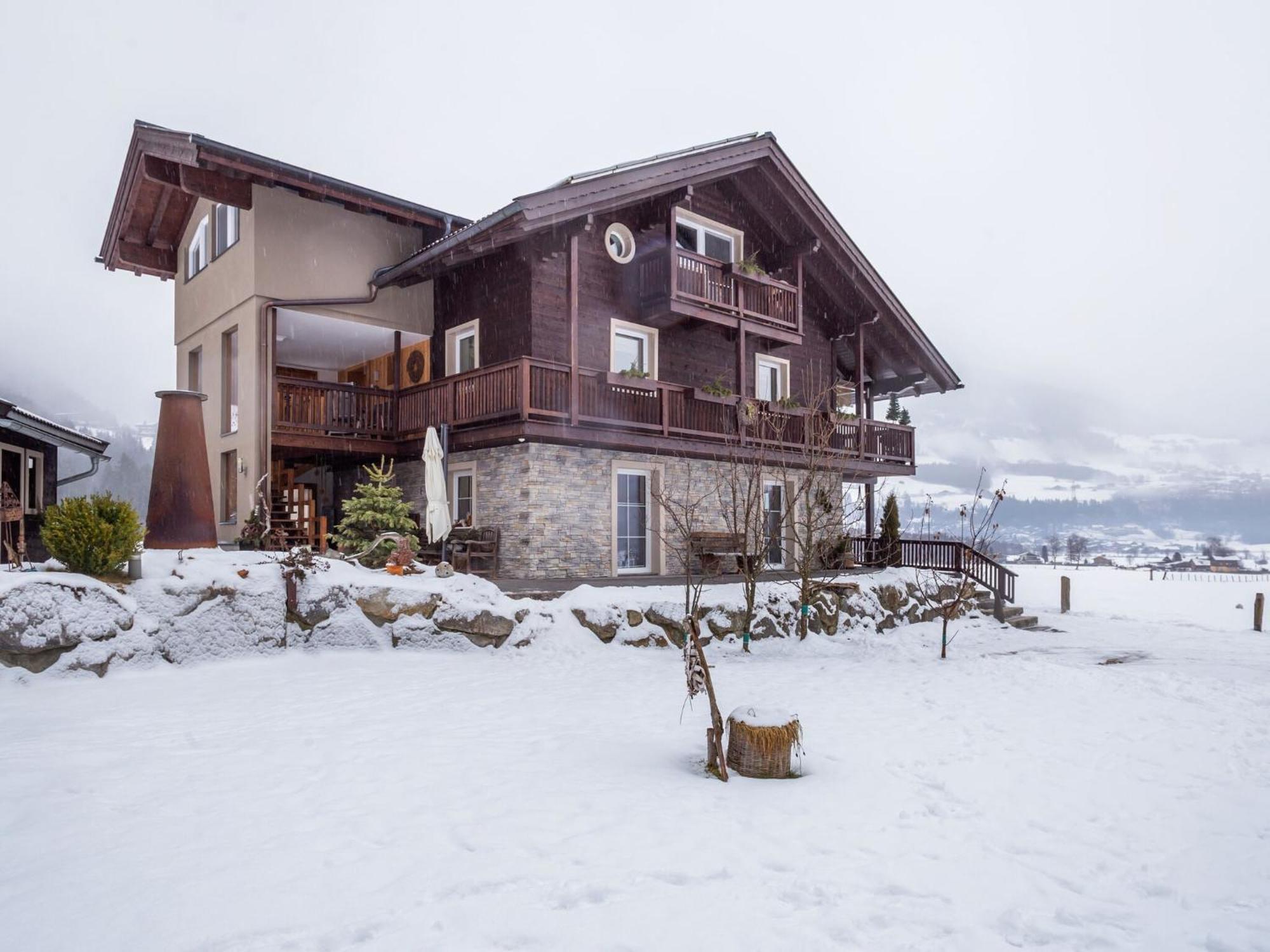 Apartment In Neukirchen Am Gro Venediger Wald im Pinzgau Exterior photo
