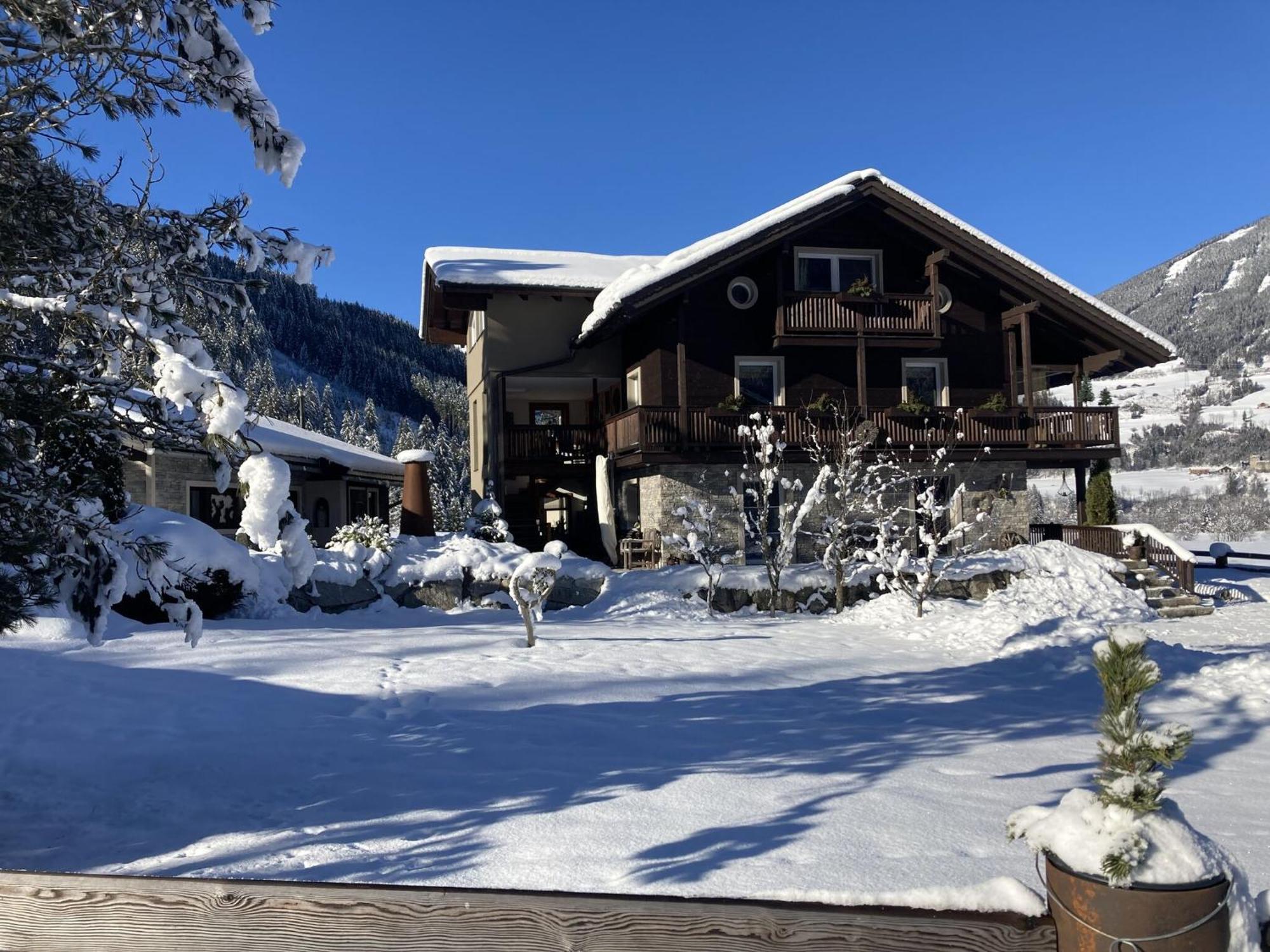 Apartment In Neukirchen Am Gro Venediger Wald im Pinzgau Exterior photo